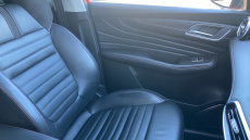 MG HS 1.5 T-GDI Trophy 5dr DCT Petrol Hatchback